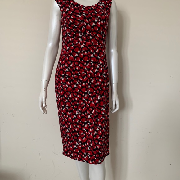 Precis Dress - Picture 3 of 7